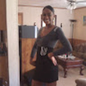 Meet your Posher, Desiree